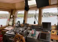 Tow boat pikeun dijual
