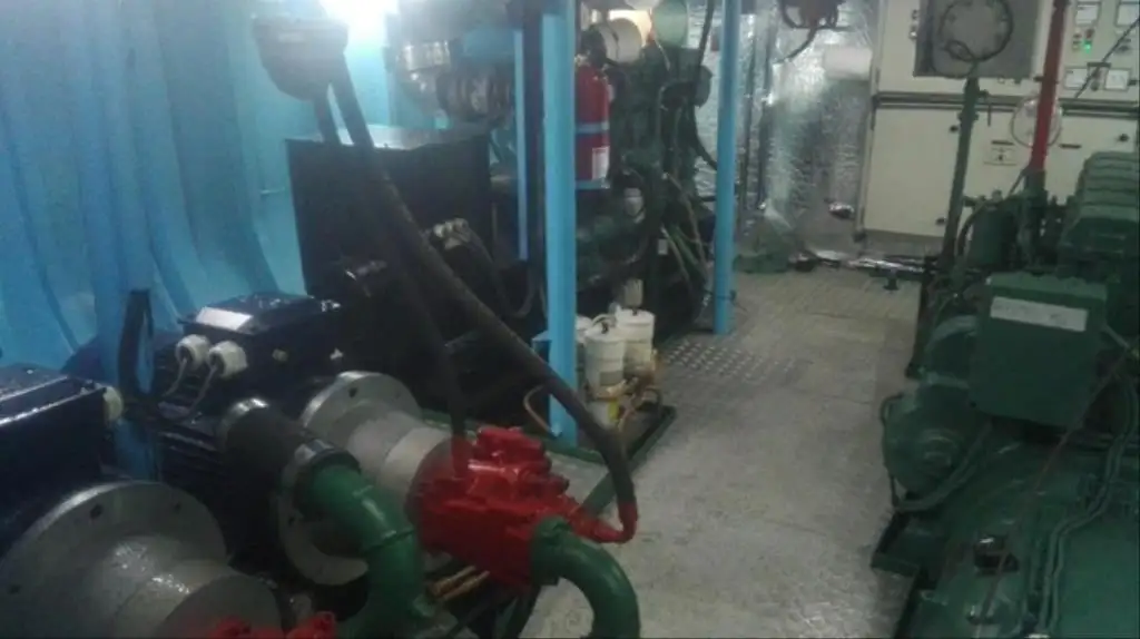 Kapal kerja keur dijual