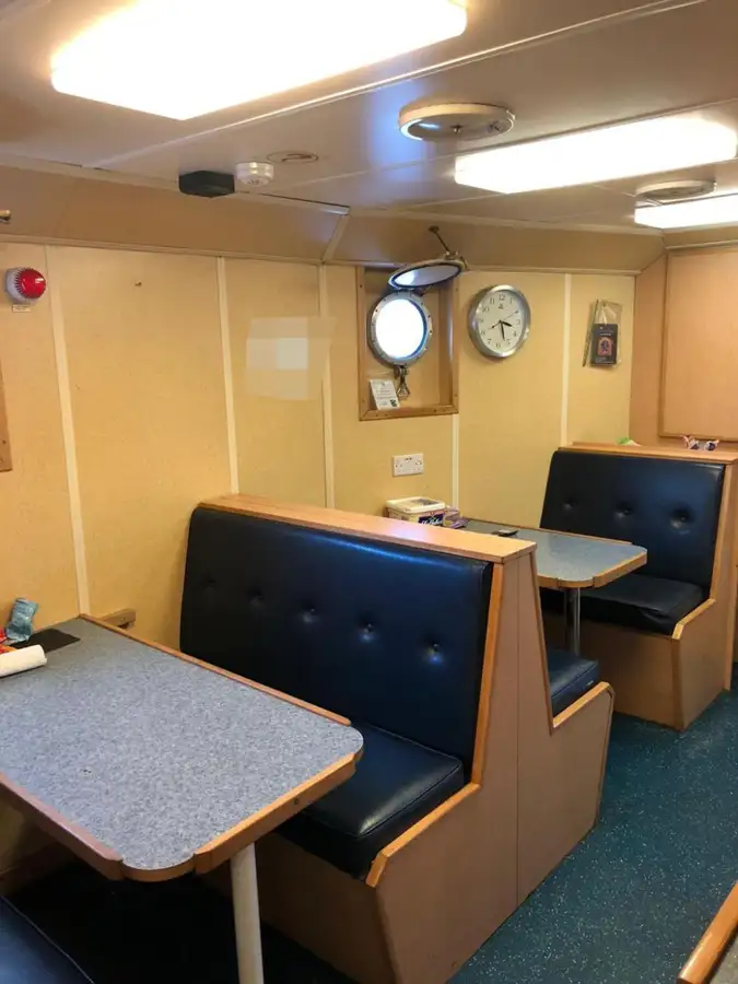 Kapal penarik keur dijual
