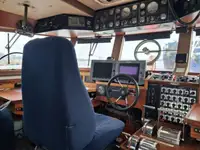 Kapal kerja keur dijual