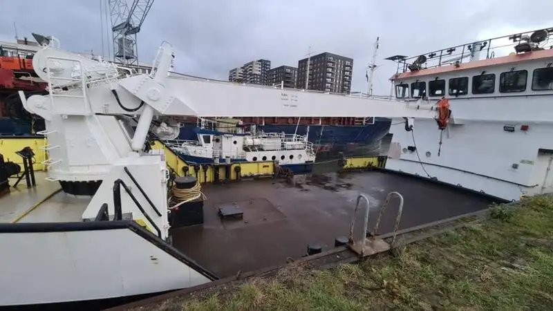 Kapal pasokan keur dijual