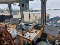 Kapal kerja keur dijual