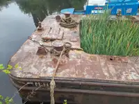 Tongkang keur dijual