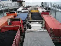 Kapal pesiar-feri keur dijual