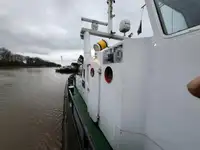 Kapal kerja keur dijual
