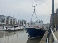 Trawler pikeun dijual