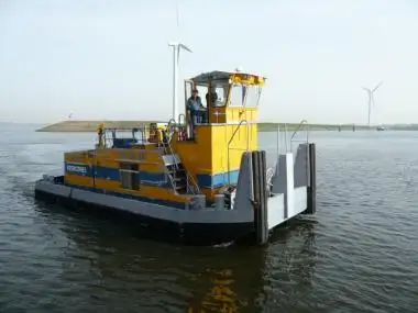 Kapal penarik keur dijual
