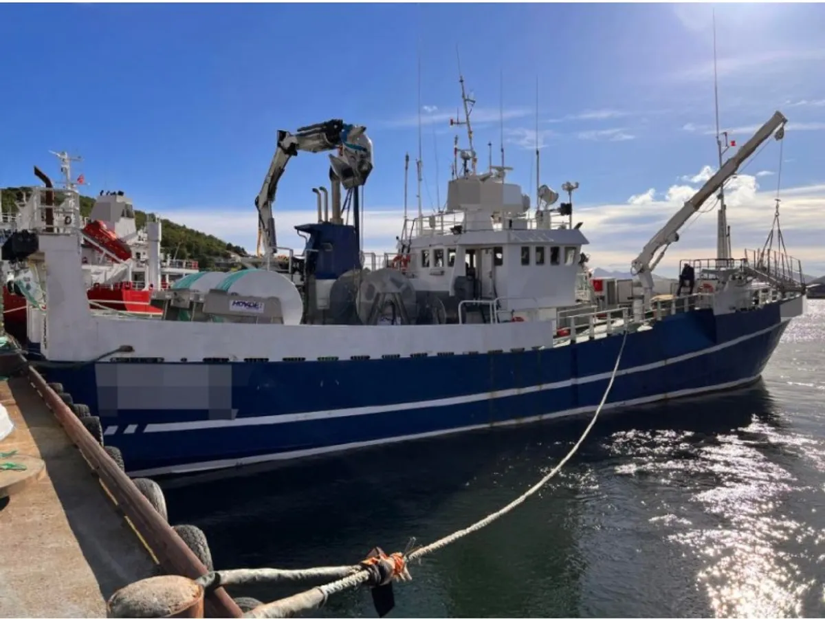 Kapal fery keur dijual