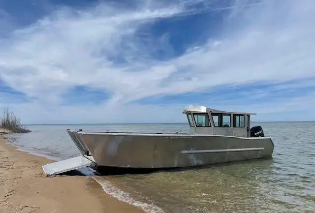 Kapal pendaratan, tangki keur dijual