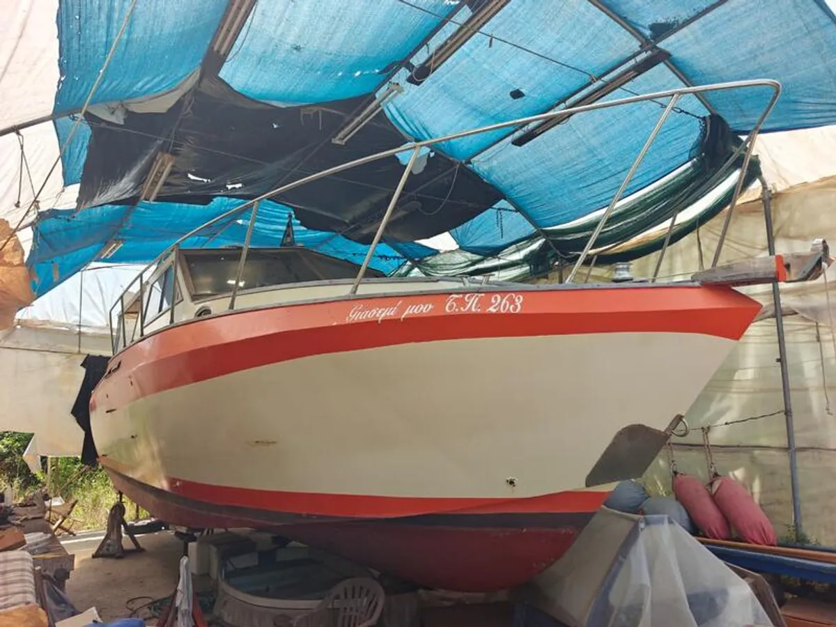Kapal kerja keur dijual