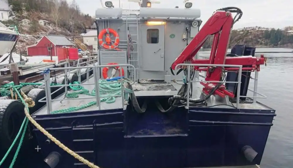 Kapal kerja keur dijual