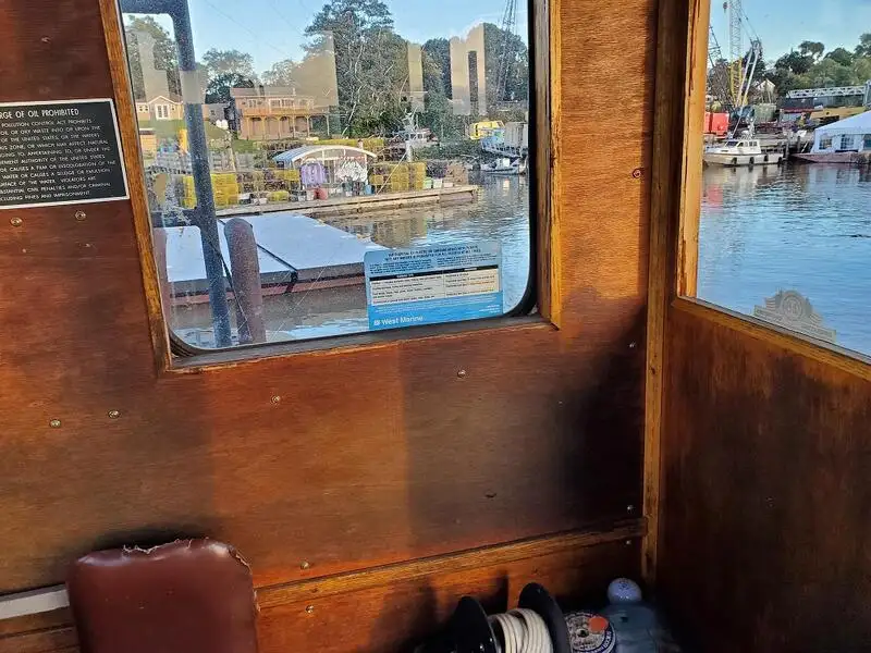 Kapal penarik keur dijual