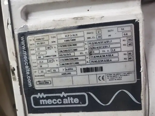 Kapal pangangkut LNG keur dijual