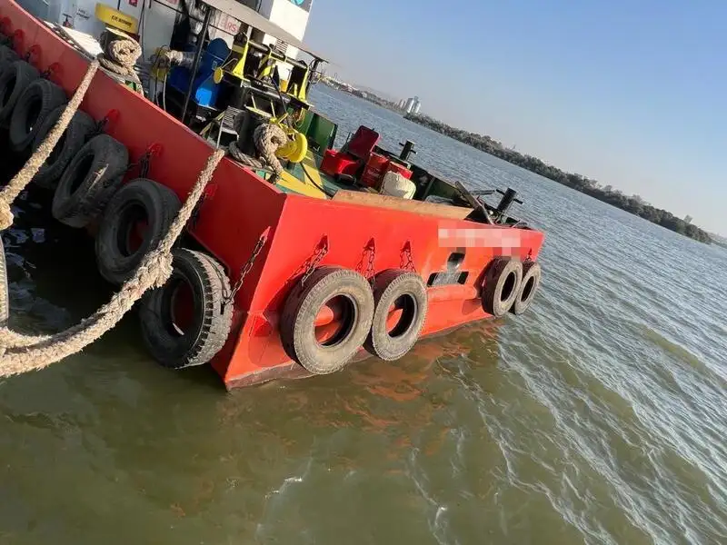 Kapal penarik keur dijual