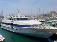 Kapal Ferry pikeun dijual