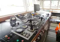 Kapal kerja keur dijual