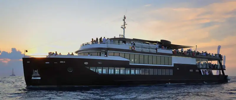 Kapal pesiar keur dijual