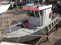 Kapal kerja keur dijual