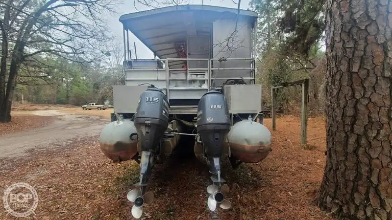 Kapal pesiar keur dijual