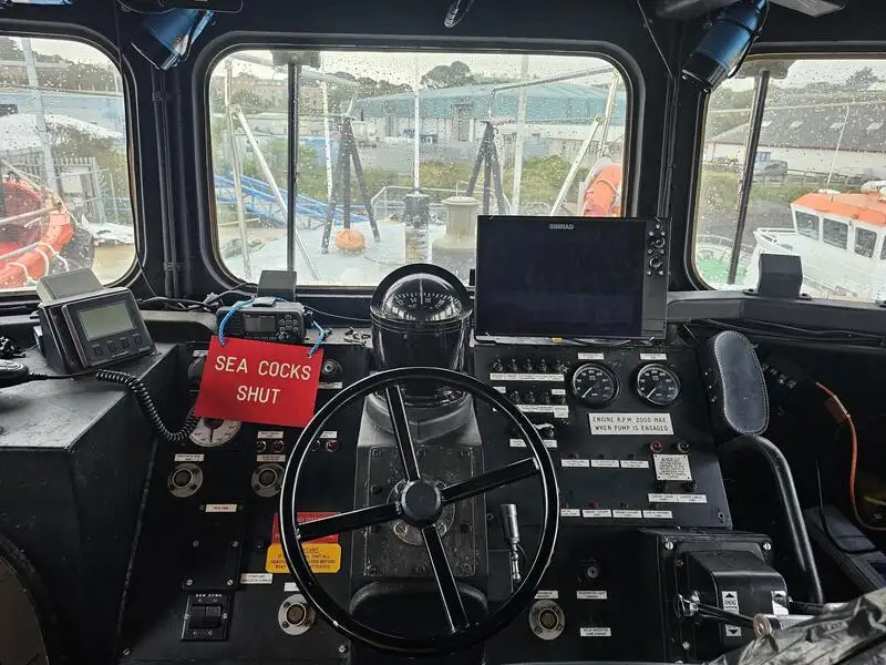 Kapal penyelamat keur dijual