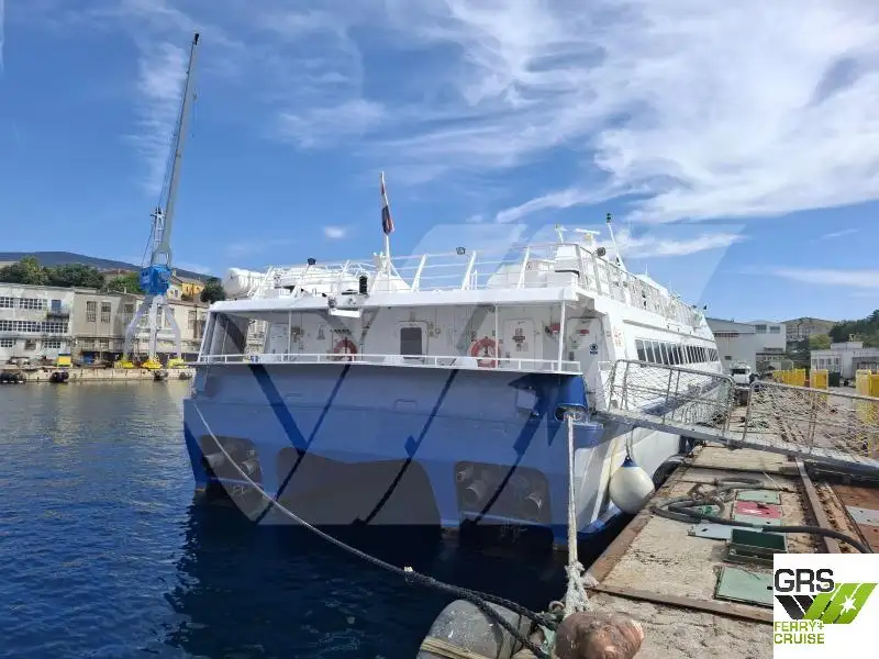 Kapal pesiar keur dijual
