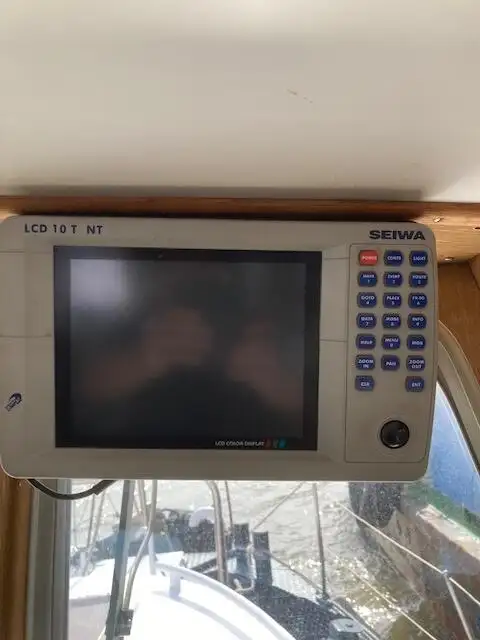 Kapal kerja keur dijual