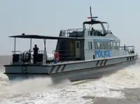 Parahu patroli pikeun dijual