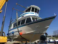 Kapal pesiar keur dijual