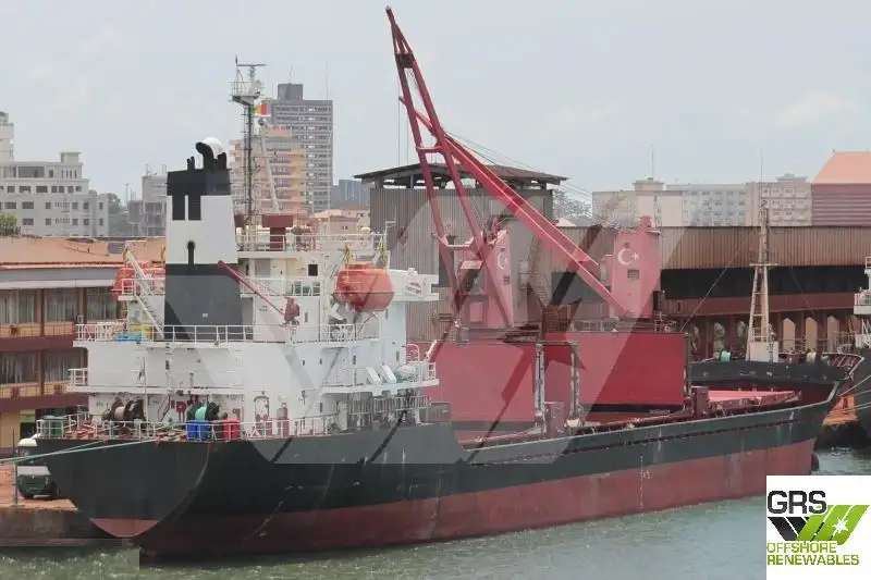 Kapal pangangkut barang curah keur dijual