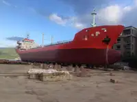Kapal tangki keur dijual