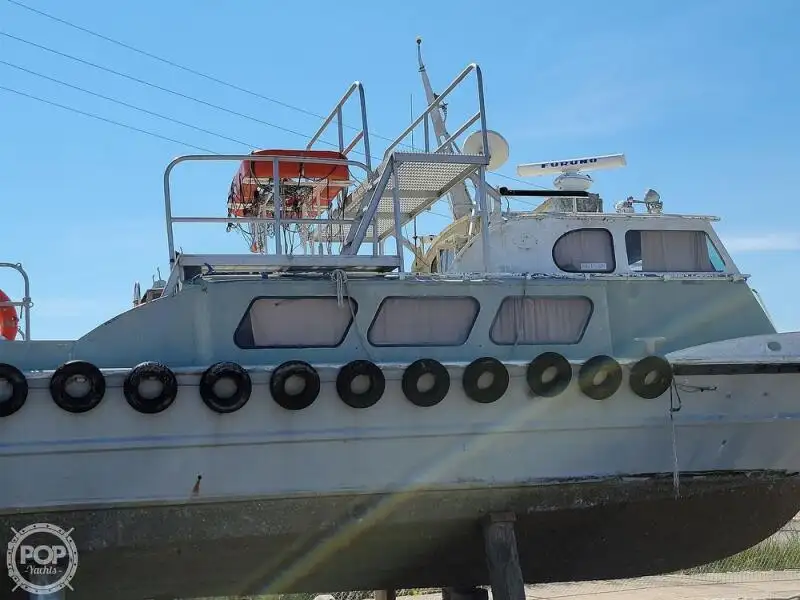Kapal kru keur dijual