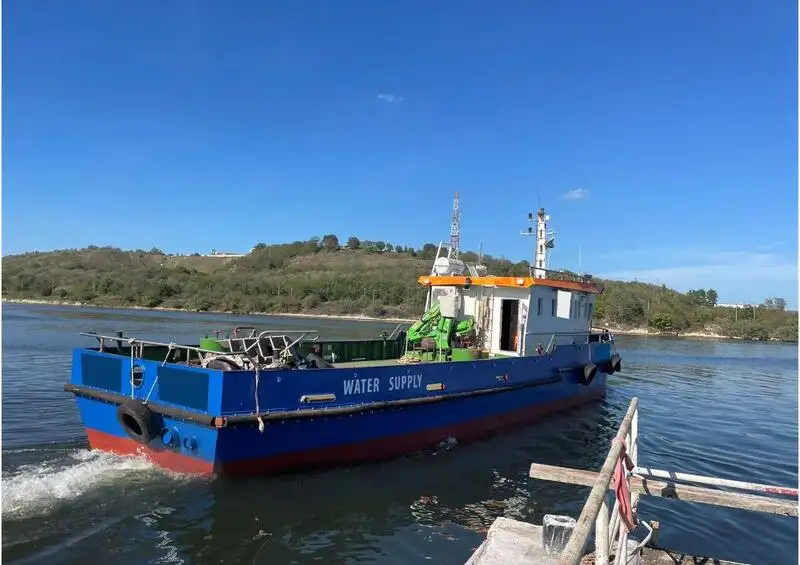Kapal kerja keur dijual
