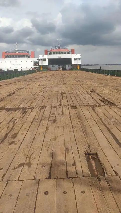 Kapal pendaratan, tangki keur dijual