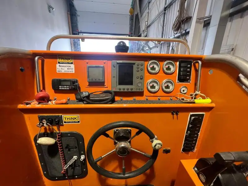 Kapal kerja keur dijual