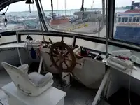 Kapal pesiar keur dijual