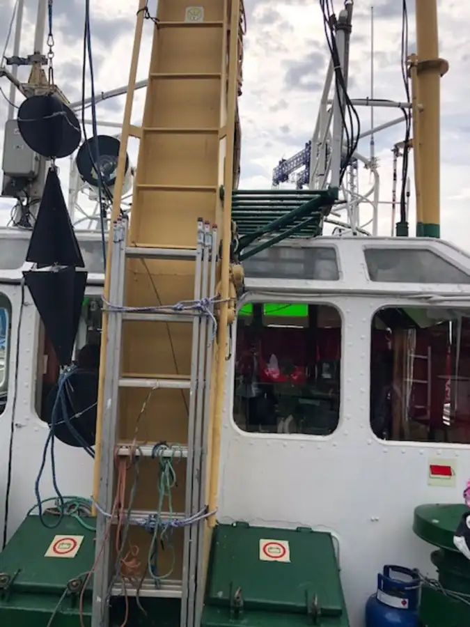 Kapal penarik keur dijual