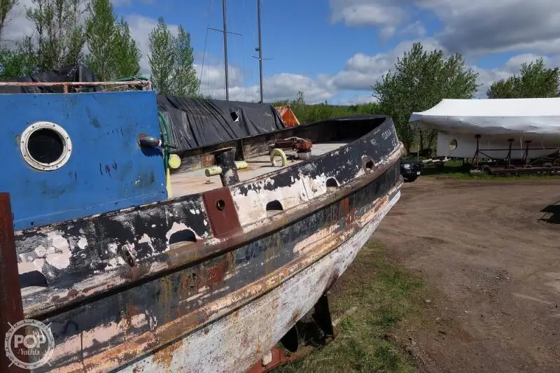 Kapal penarik keur dijual