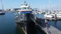 Kapal kerja keur dijual