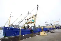 Kapal pesiar keur dijual