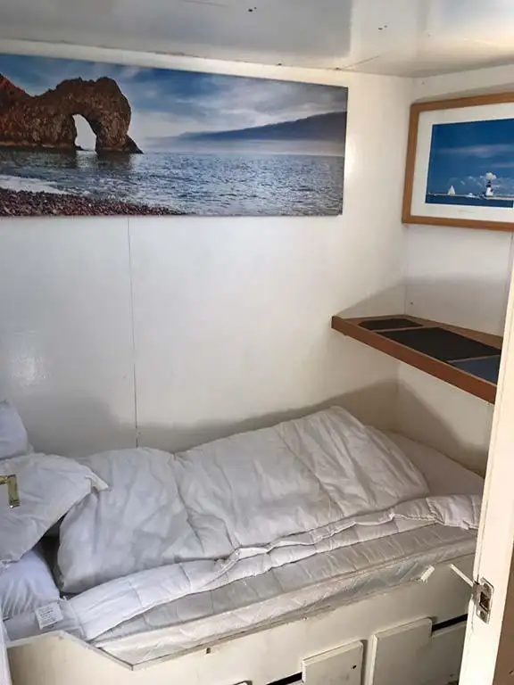 Kapal keruk keur dijual