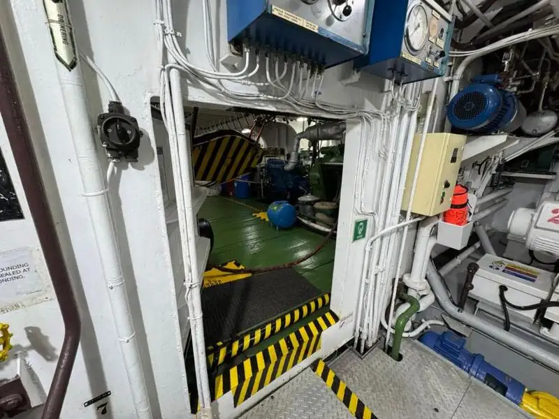 Kapal kontainer keur dijual