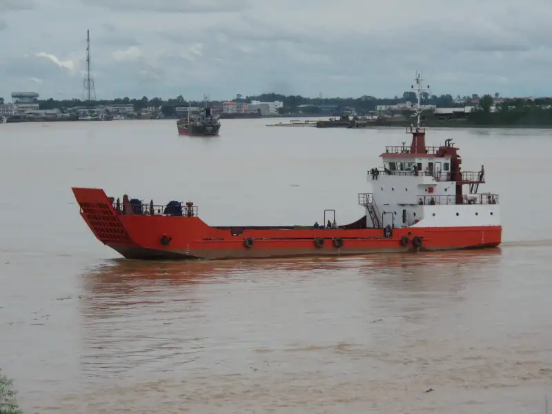 Kapal pendaratan, tangki keur dijual