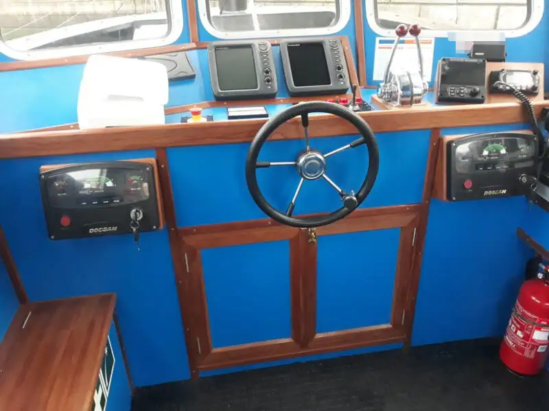 Kapal penarik keur dijual