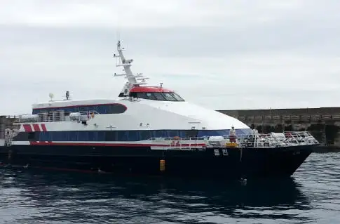 Kapal panumpang keur dijual