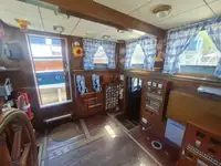 Kapal pemadam kebakaran keur dijual