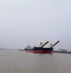 Kapal pangangkut barang curah keur dijual