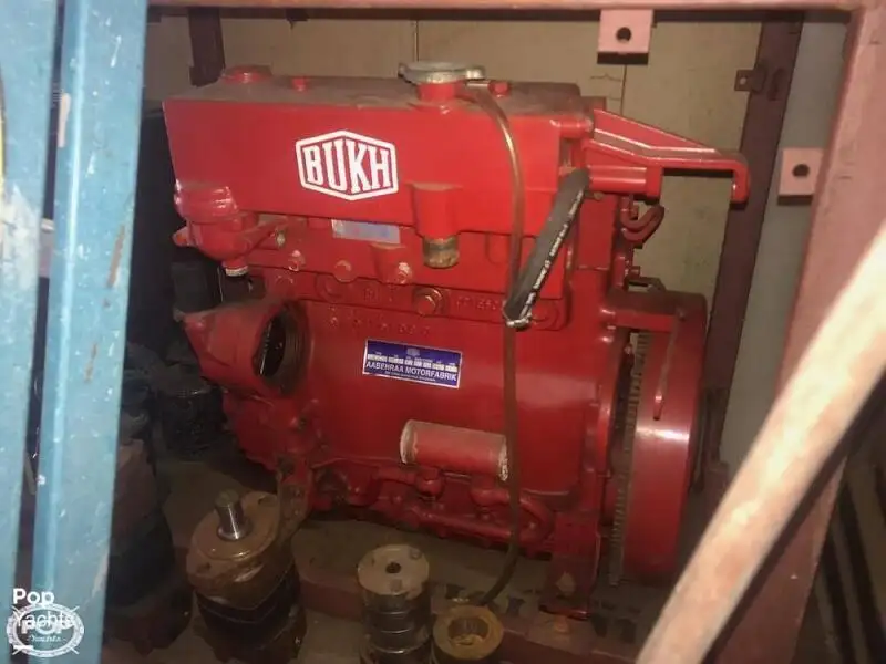 Kapal penyelamat keur dijual