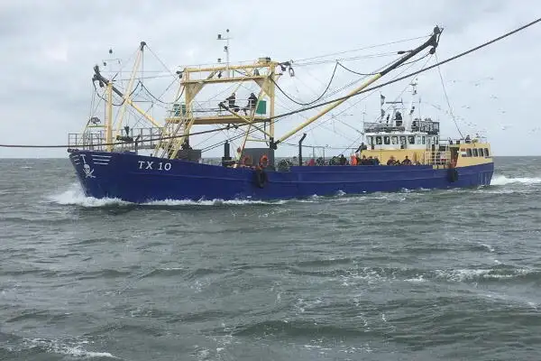Kapal panumpang keur dijual