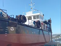 Kapal kerja keur dijual