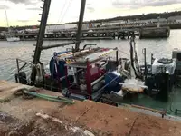 Kapal kerja keur dijual